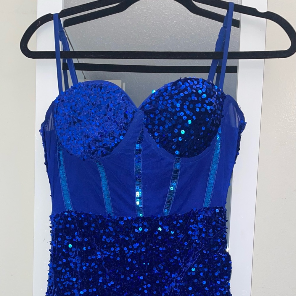 Party maxi dress